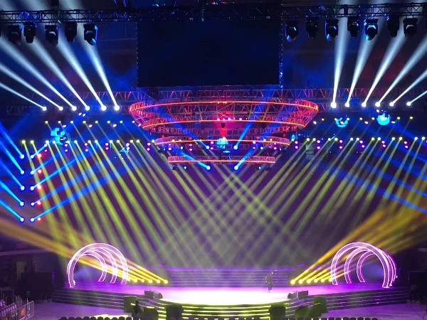 拼盤演唱會舞臺租賃與搭建