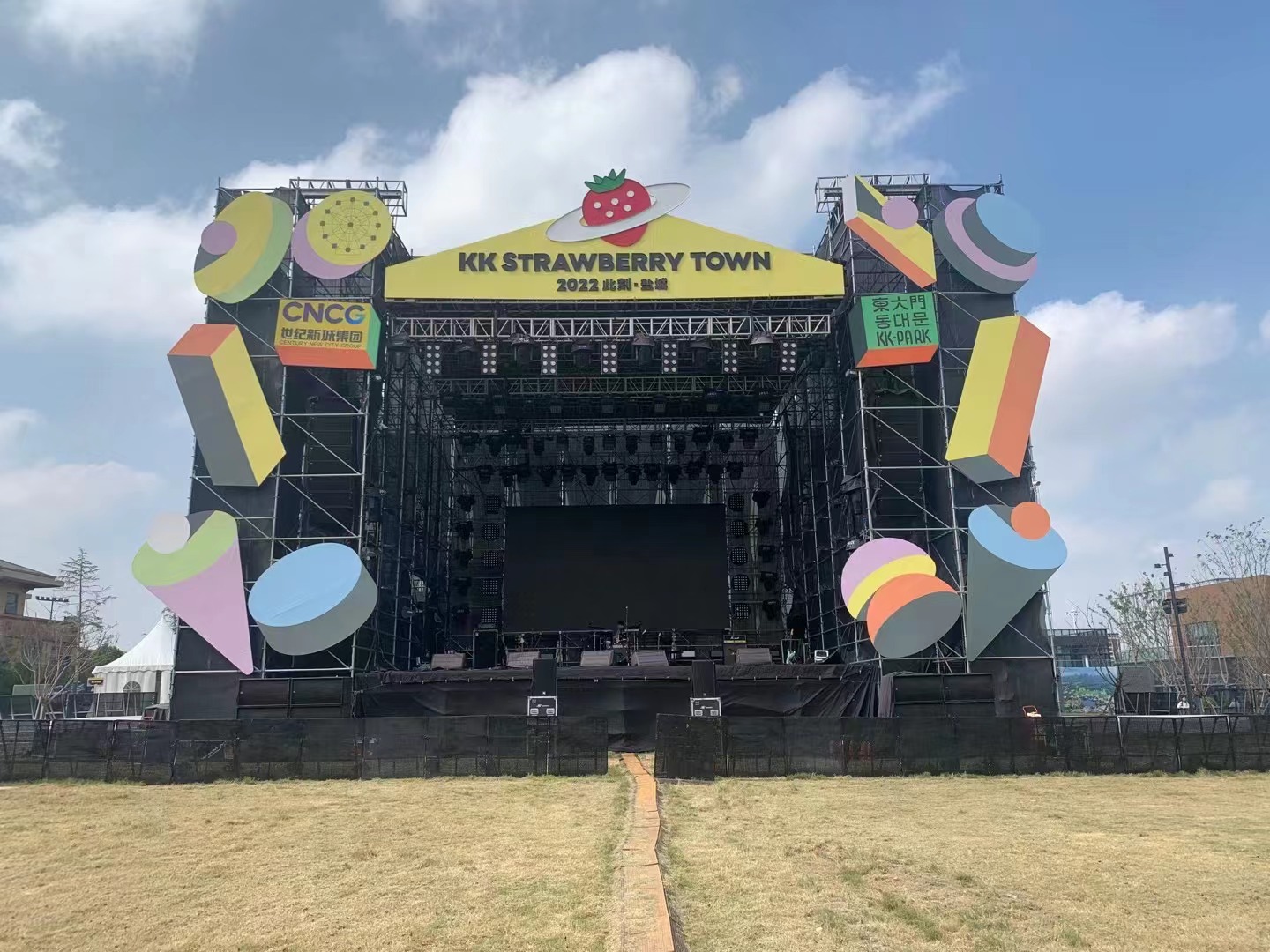 好的舞臺設備租賃平臺成就較好的舞臺制作