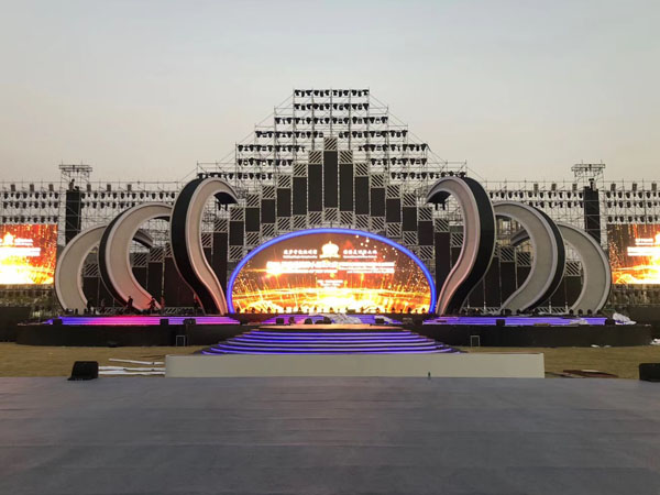 音響租賃價(jià)格哪家低？還需考慮以下兩點(diǎn)。