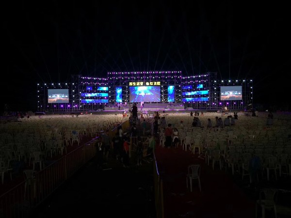 鑫禾舞美告訴大家精彩演唱會背后的秘密