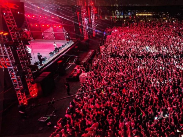 音樂節(jié)倍增化演出，鑫禾舞美告訴用戶應(yīng)做好一點便位居鰲頭