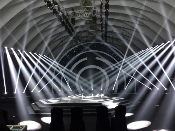 客戶(hù)您知道舞臺(tái)租賃行業(yè)存在的陷井嗎？